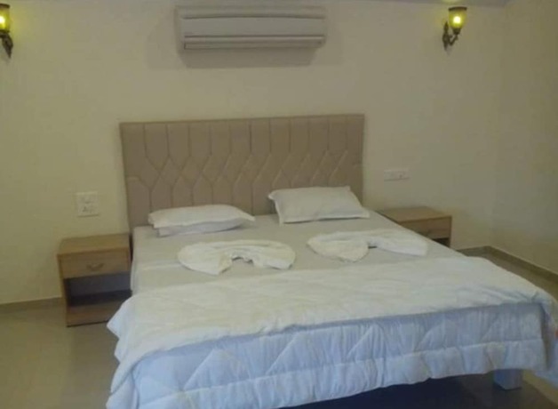 Imagen general del Hotel Morjim Holiday Beach Resort. Foto 2