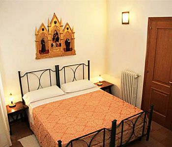 Imagen de los interiores del Hotel Morlacchi. Foto 10