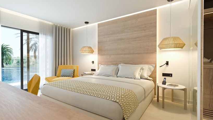 Imagen de la habitación del Hotel Morlans Suites. Foto 5