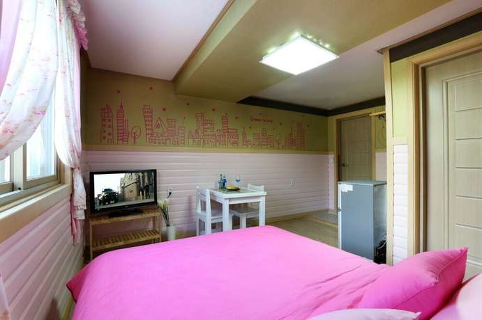 Imagen de la habitación del Hotel Mornig shine pension. Foto 9