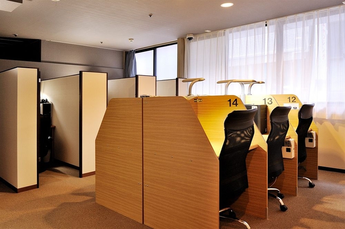 Imagen de los interiores del Hotel Morning Box Osaka Shinsaibashi. Foto 14