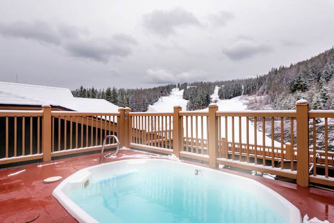 Imagen de la piscina del Hotel Morning Eagle. Foto 19