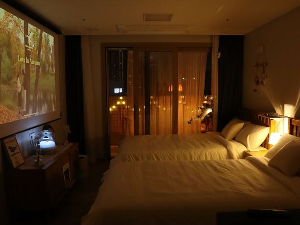 Imagen de la habitación del Hotel Morning Madrid. Foto 15