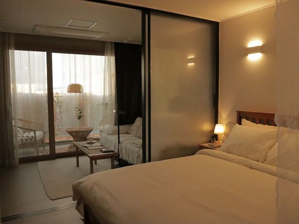 Imagen de la habitación del Hotel Morning Madrid. Foto 18