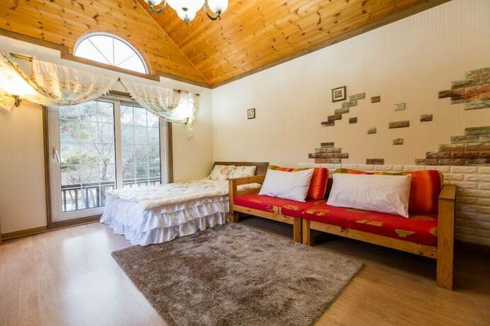 Imagen de la habitación del Hotel Morning Palace. Foto 15