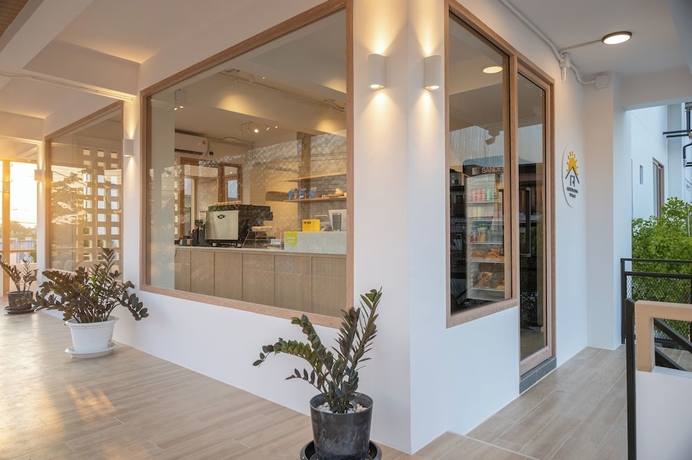 Imagen de los interiores del Hotel Morning Place. Foto 16