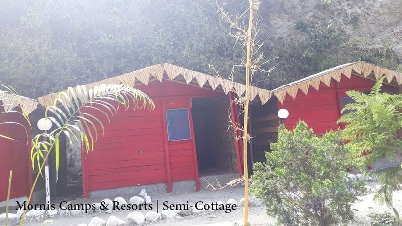 Imagen de la habitación del Hotel Mornis Camp and Resort. Foto 13