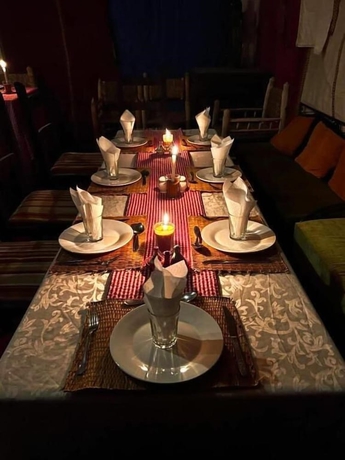 Imagen del bar/restaurante del Hotel Moroccan Desert Camp. Foto 6