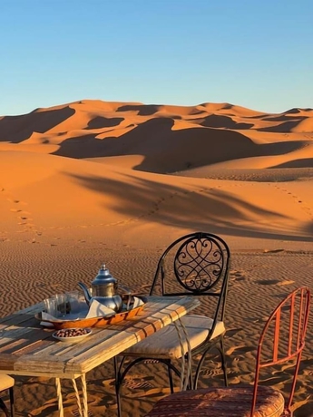 Imagen del bar/restaurante del Hotel Moroccan Desert Camp. Foto 7