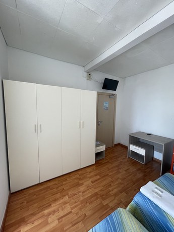 Imagen de la habitación del Hotel Moroni. Foto 3