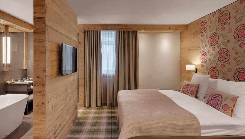 Imagen de la habitación del Hotel Morosani Schweizerhof. Foto 10