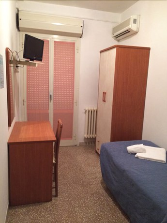 Imagen de la habitación del Hotel Morri, Riccione. Foto 10