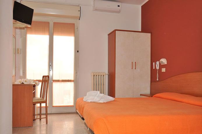 Imagen de la habitación del Hotel Morri, Riccione. Foto 13