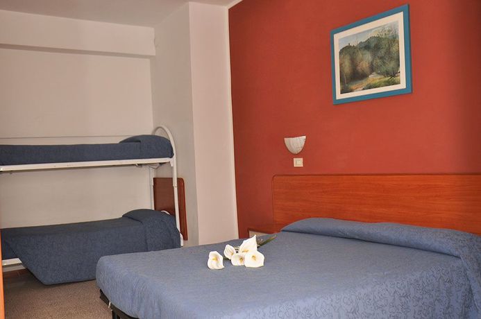 Imagen de la habitación del Hotel Morri, Riccione. Foto 14