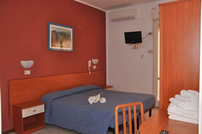 Imagen de la habitación del Hotel Morri, Riccione. Foto 15