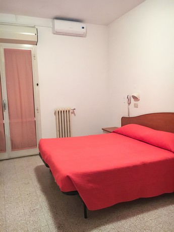 Imagen de la habitación del Hotel Morri, Riccione. Foto 18