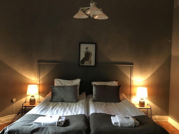 Imagen de la habitación del Hotel Morris. Foto 14