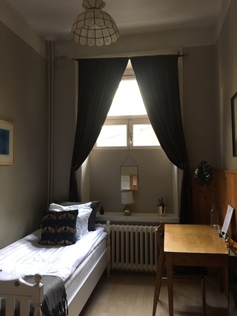 Imagen de la habitación del Hotel Morris. Foto 15