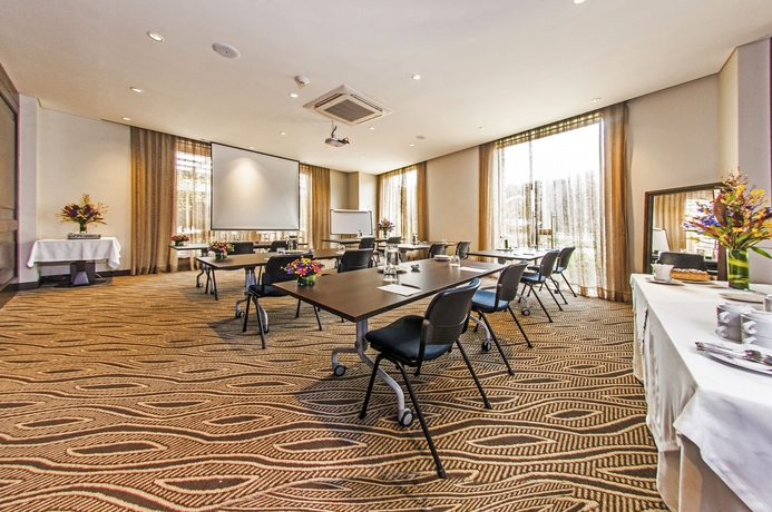 Imagen de los interiores del Hotel Morrison 114. Foto 12