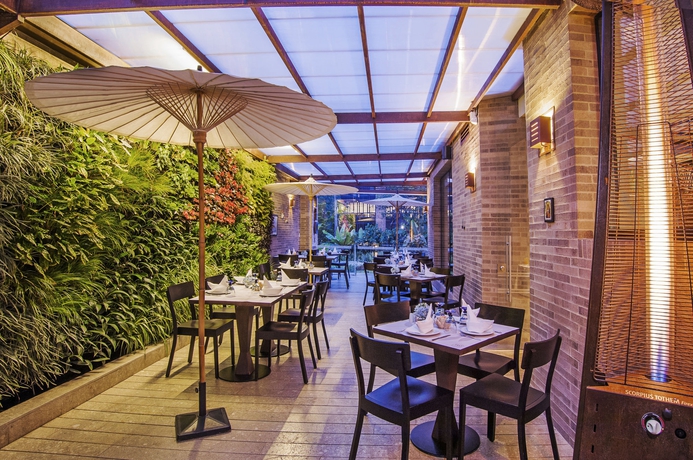 Imagen del bar/restaurante del Hotel Morrison Usaqu&eacute;n. Foto 1