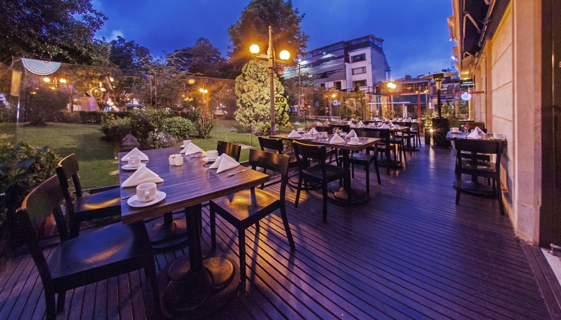 Imagen del bar/restaurante del Hotel Morrison Zona Rosa. Foto 2