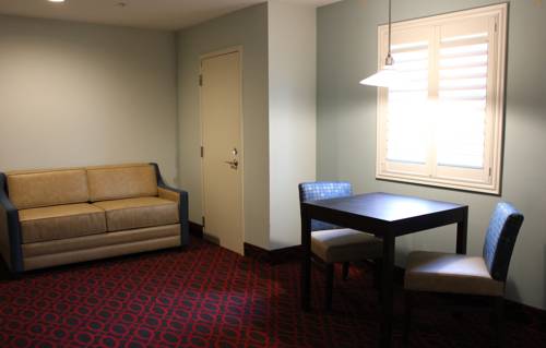 Imagen de la habitación del Hotel Morro Shores Inn and Suites. Foto 3