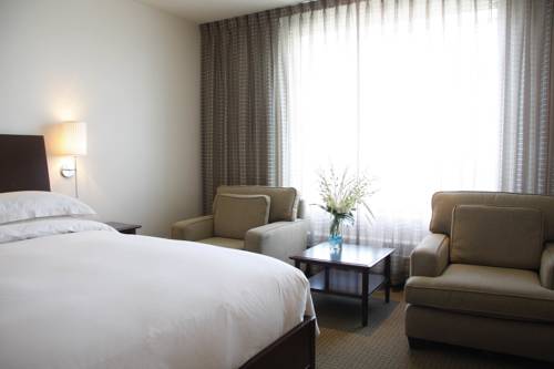 Imagen de la habitación del Hotel Mortagne. Foto 7