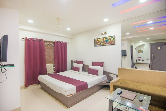 Imagen de la habitación del Hotel Morya Regency. Foto 36
