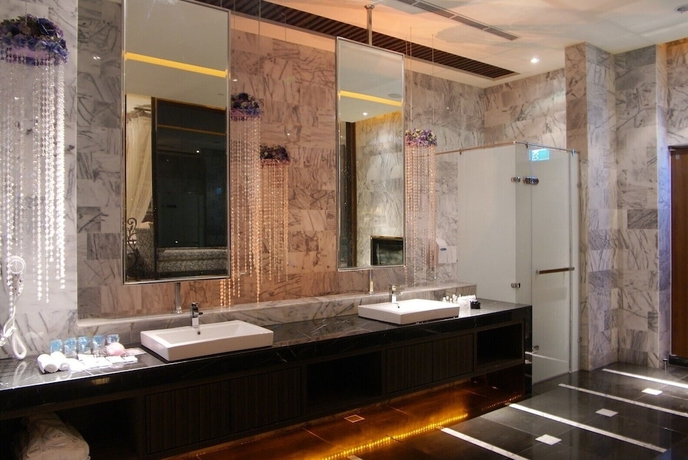 Imagen de la habitación del Hotel Mos Motel. Foto 9