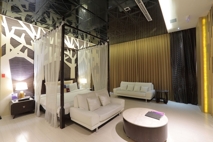 Imagen de la habitación del Hotel Mos Motel. Foto 17
