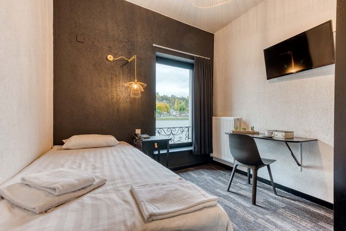 Imagen de la habitación del Hotel Mosa. Foto 2