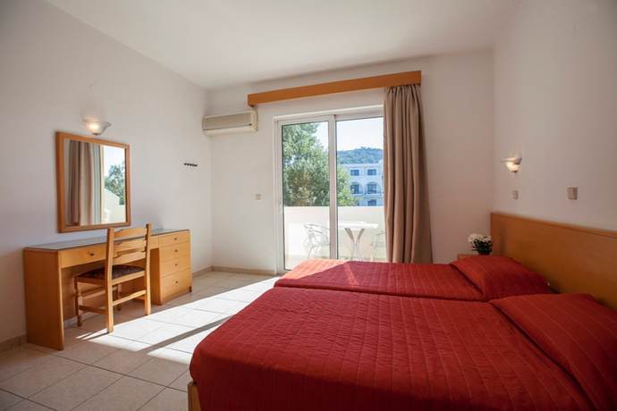 Imagen de la habitación del Hotel Moscha. Foto 5