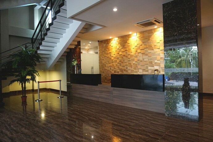 Imagen de los interiores del Hotel Moscha Surabaya City Center. Foto 31