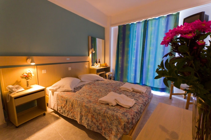 Imagen de la habitación del Hotel Moschos. Foto 4