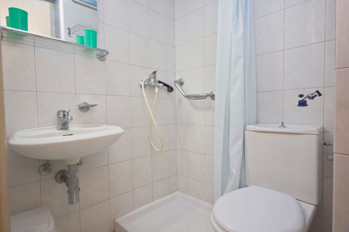 Imagen de la habitación del Hotel Moschos. Foto 8