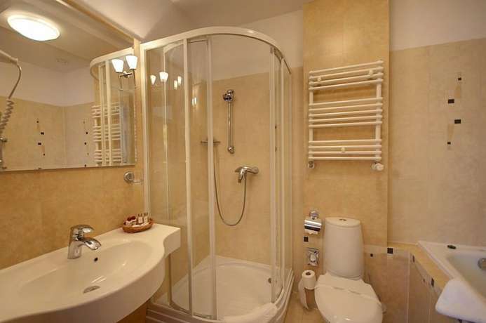 Imagen de la habitación del Hotel Moscicki Resort And Conference. Foto 9