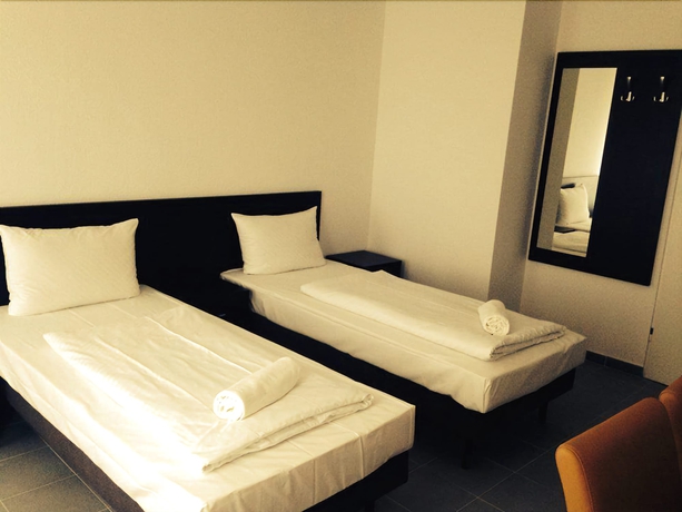 Imagen de la habitación del Hotel Mosel Frankfurt. Foto 6