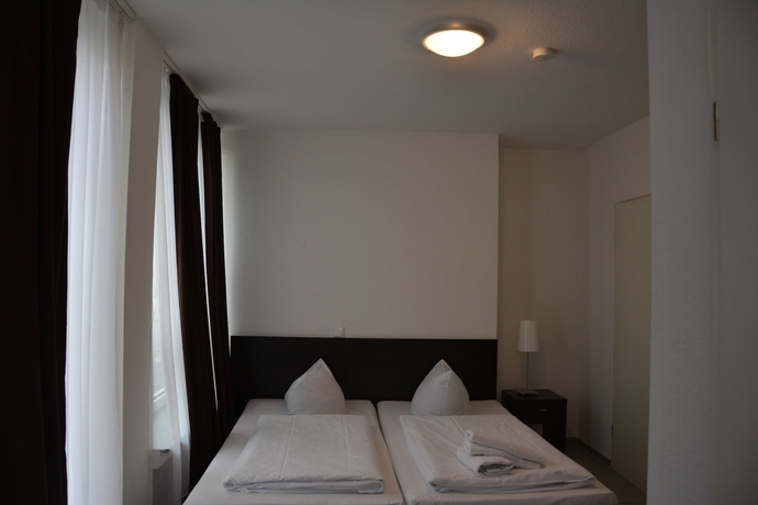 Imagen de la habitación del Hotel Mosel Frankfurt. Foto 12