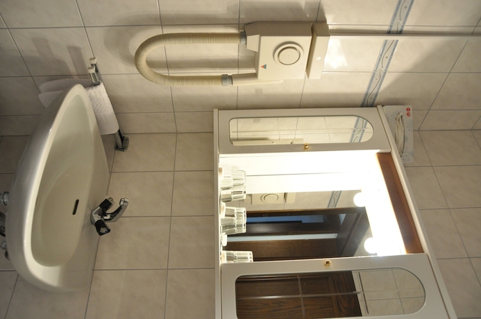 Imagen de la habitación del Hotel Moser. Foto 8