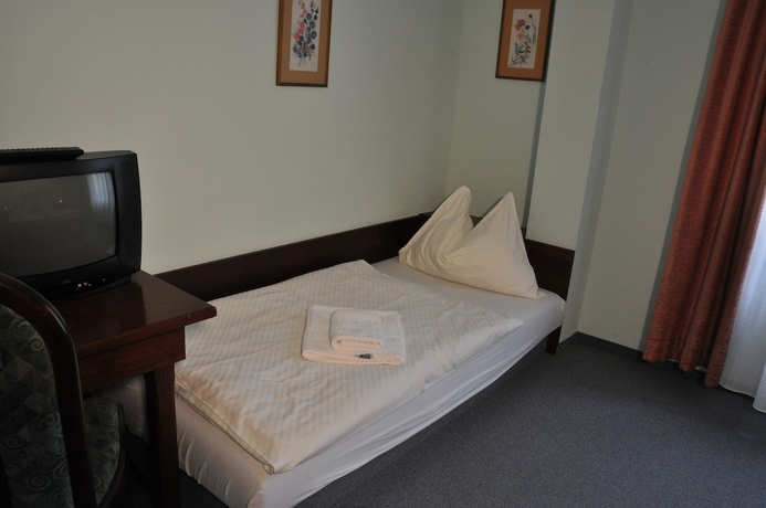 Imagen de la habitación del Hotel Moser. Foto 10