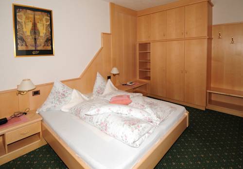 Imagen de la habitación del Hotel Moserhof, St. Georgen - San Giorgio. Foto 5