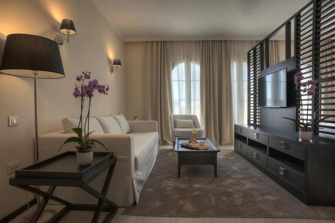 Imagen de los interiores del Hotel Moskva, Budva. Foto 11