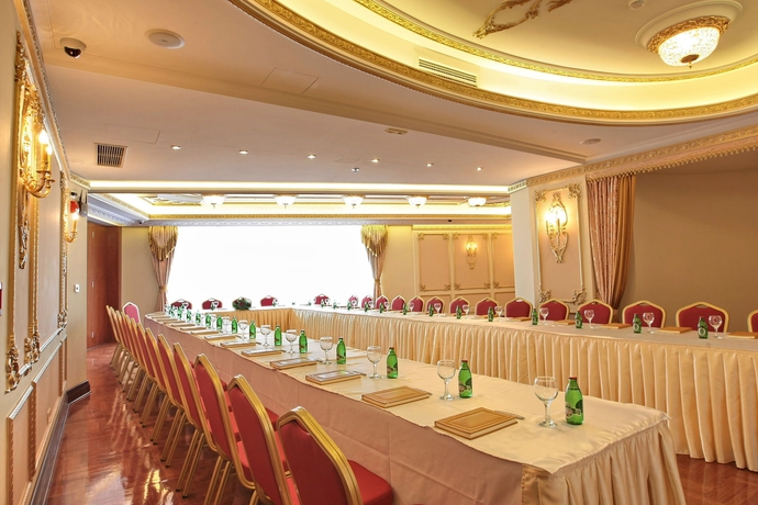 Imagen de los interiores del Hotel Moskva, Stari Grad. Foto 13