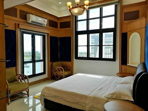 Imagen general del Hotel Most Luxurious Penthouse. Foto 16