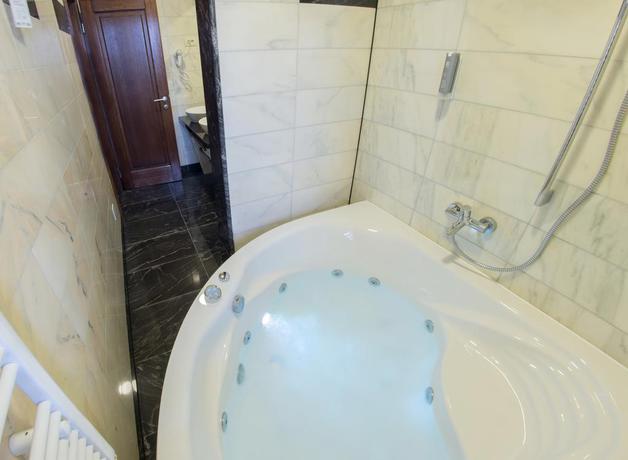 Imagen de la habitación del Hotel Mostar. Foto 3