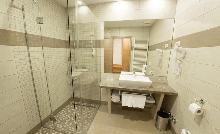 Imagen de la habitación del Hotel Mostar. Foto 5