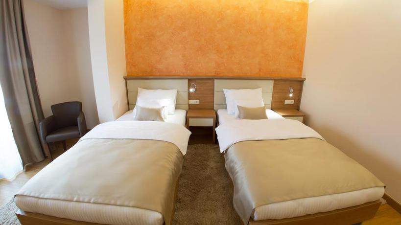 Imagen de la habitación del Hotel Mostar. Foto 7