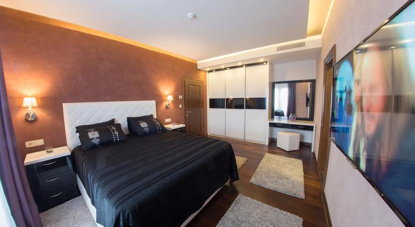 Imagen de la habitación del Hotel Mostar. Foto 8