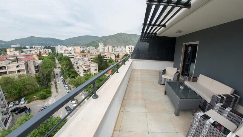 Imagen de los exteriores del Hotel Mostar. Foto 10