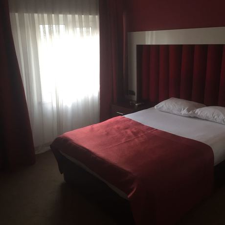 Imagen de la habitación del Hotel Mostar, Muratpaşa. Foto 5